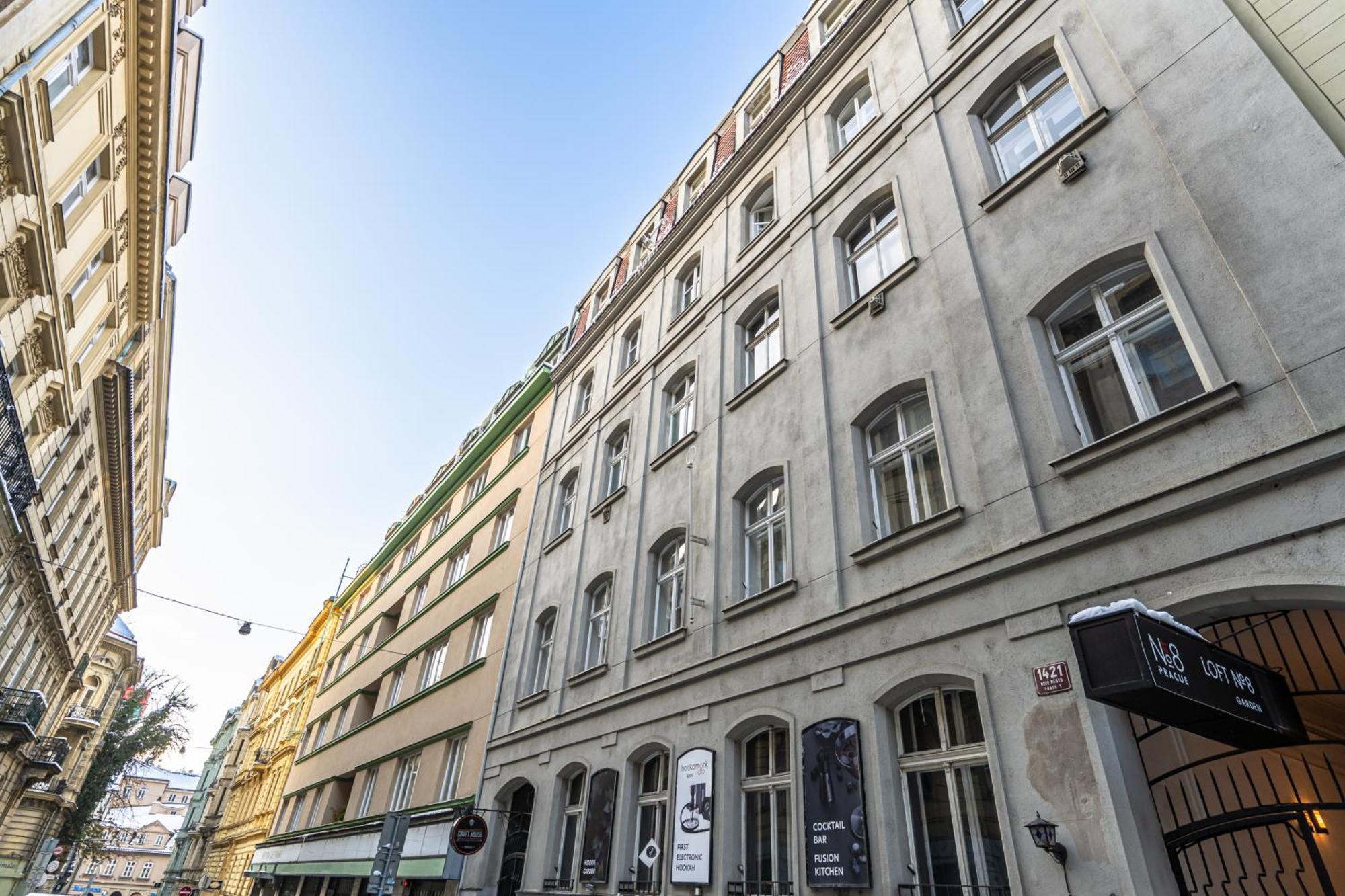 Wenceslas Square 2 Bedroom Apartment — Photos 2